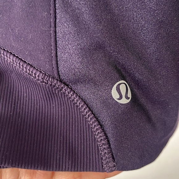 Lululemon Emerge Renewed Jacket Black Grape Zip Up Size 6 - Picture 8 of 9